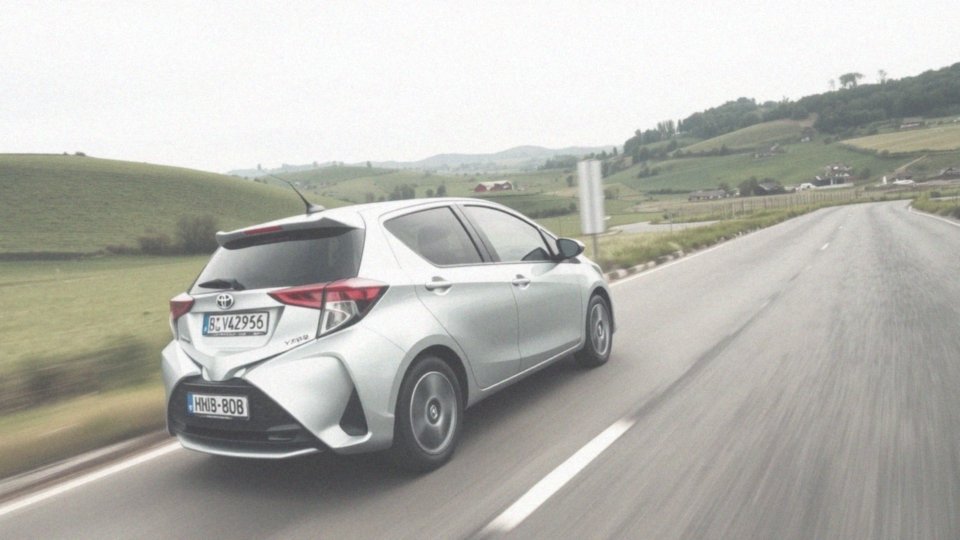 Jak minimalizować zużycie paliwa w Toyocie Yaris?